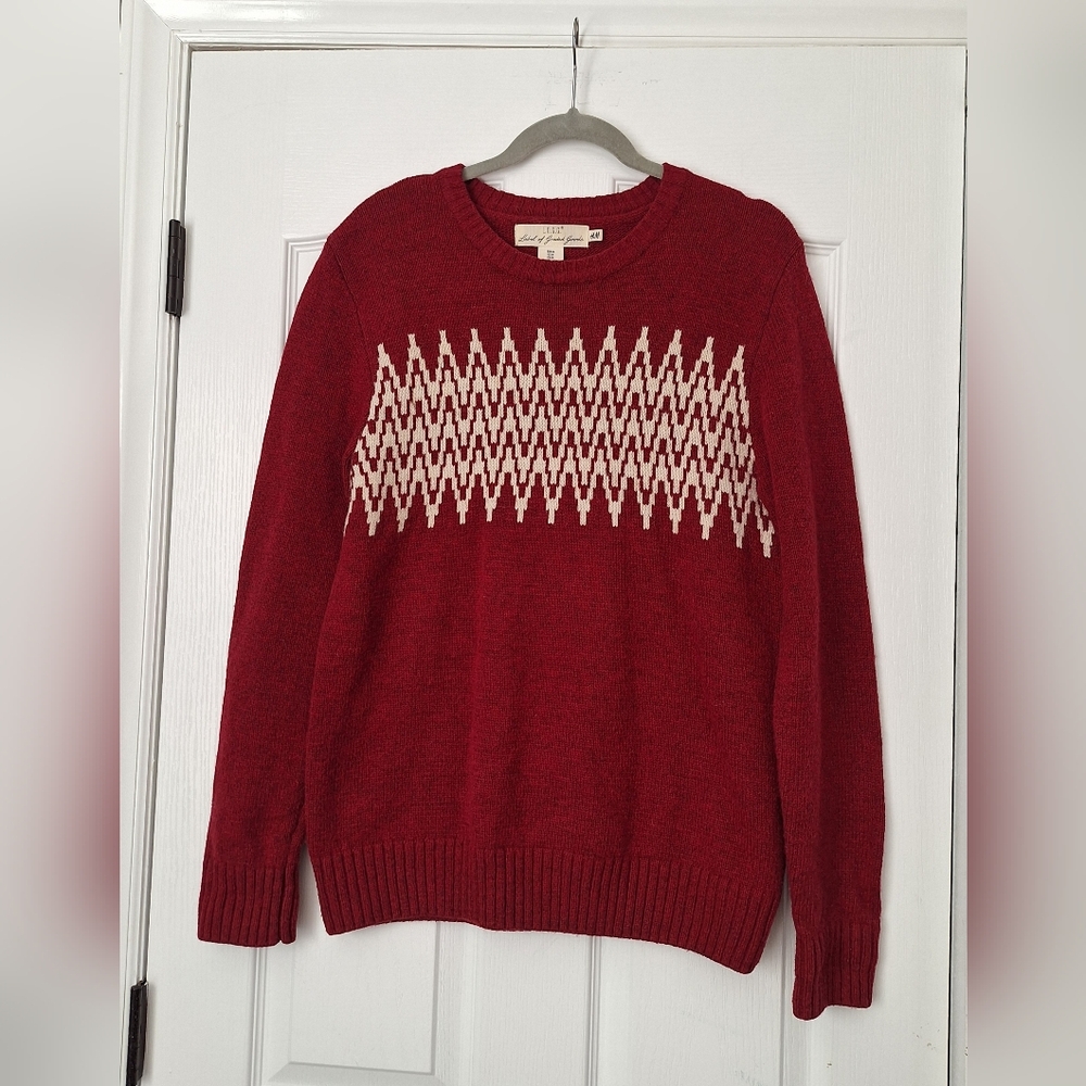 H&M Red and Cream Crewneck Sweater 50% Wool